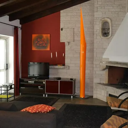 Apartman Edward Premantura