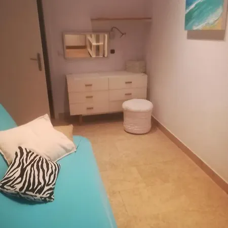 Edward Διαμέρισμα *