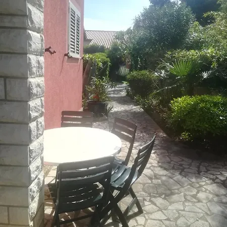Edward Apartman Premantura