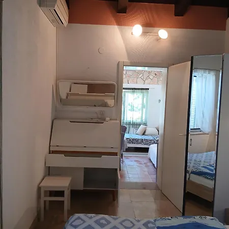 Apartman Edward Premantura