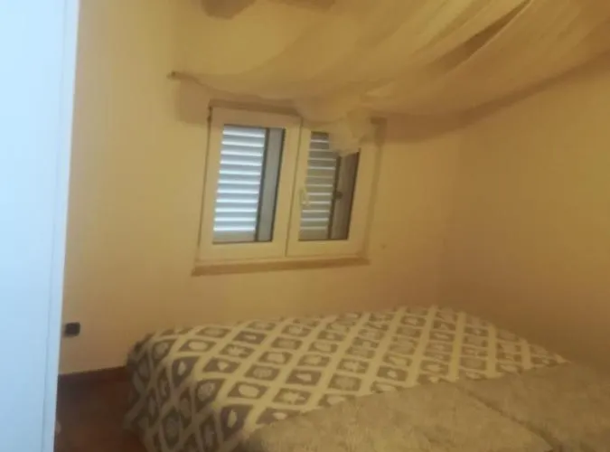 Apartment Edward Premantura