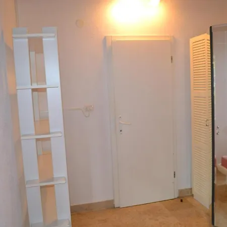 Apartment Edward Premantura