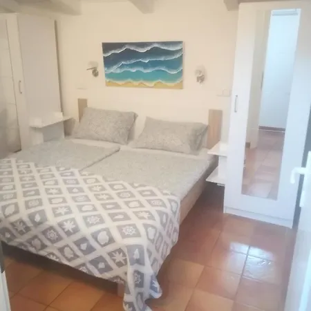 Apartment Edward Premantura